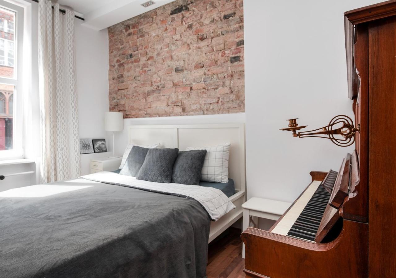 Piano Apartment W Sercu Starego Miasta Gdańsk Kültér fotó