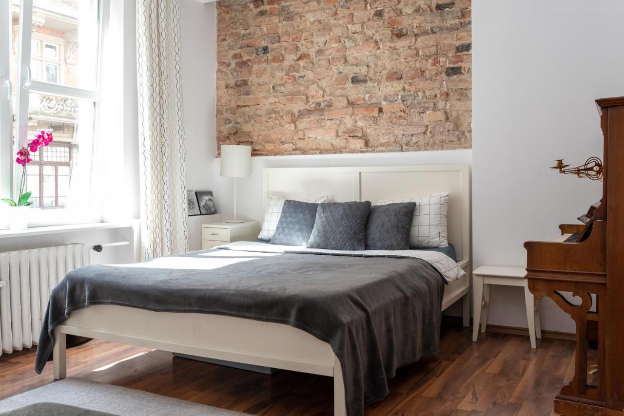 Piano Apartment W Sercu Starego Miasta Gdańsk Kültér fotó